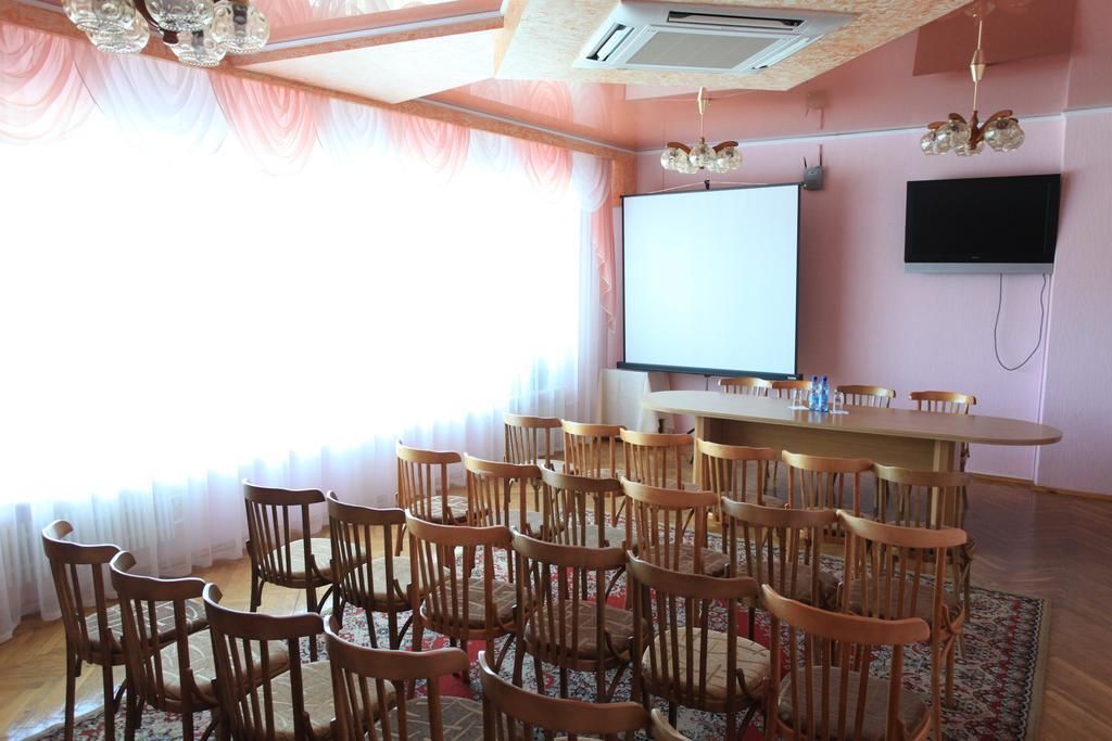 Hotel Vesta بريست المظهر الخارجي الصورة