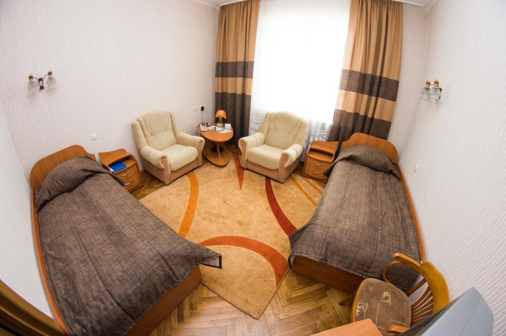 Hotel Vesta بريست المظهر الخارجي الصورة