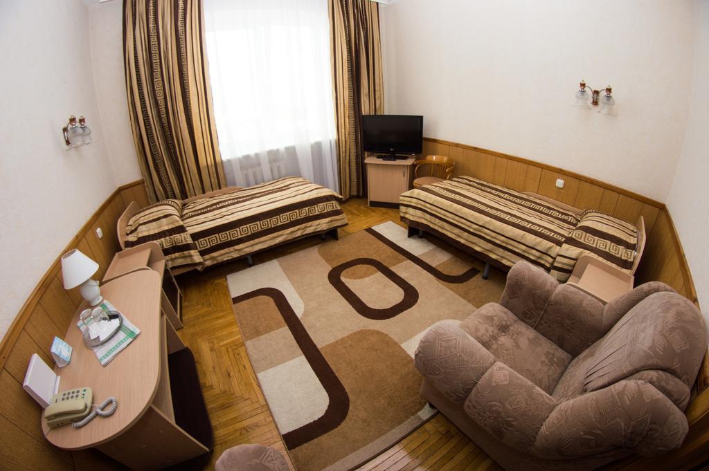 Hotel Vesta بريست المظهر الخارجي الصورة